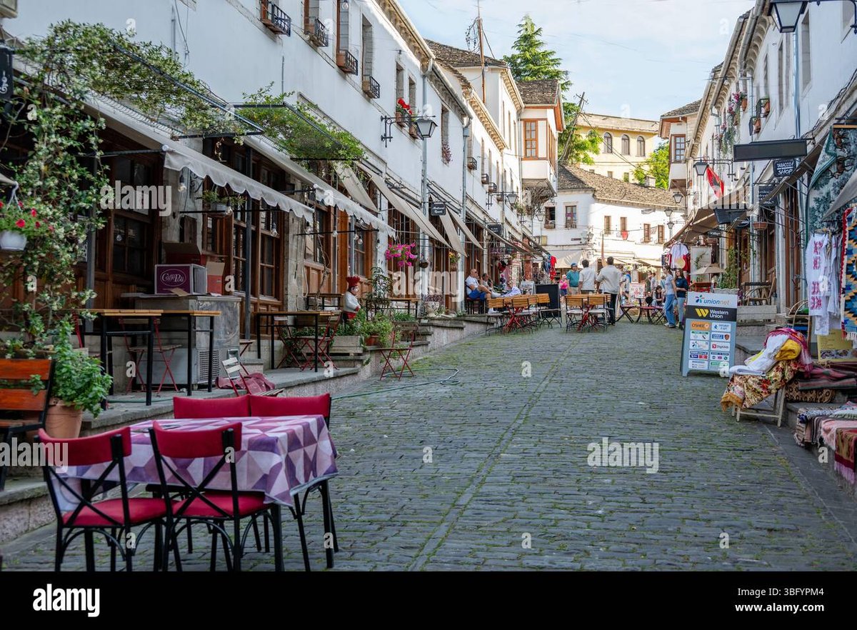 How Old Is Nami In Bleach Nami Is a One Piece Character